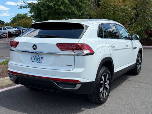 Used 2023 Volkswagen Atlas Cross Sport SE AWD/4WD image 7