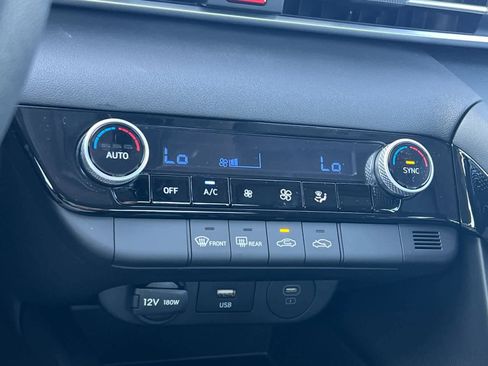 Used 2026 Hyundai Elantra Blue w/ Cargo Package image 19