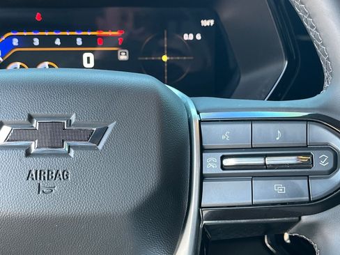 Used 2024 Chevrolet Colorado ZR2 w/ Technology Package AWD/4WD image 20