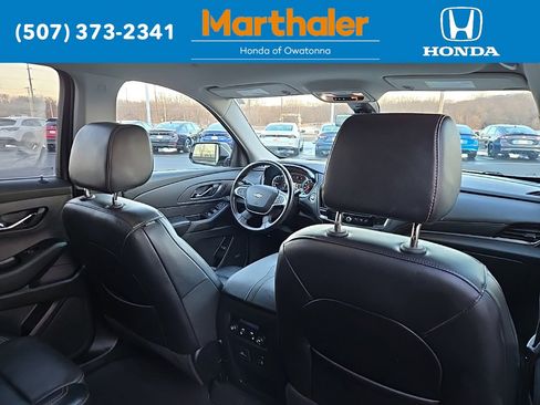 Used 2018 Chevrolet Traverse Premier image 18