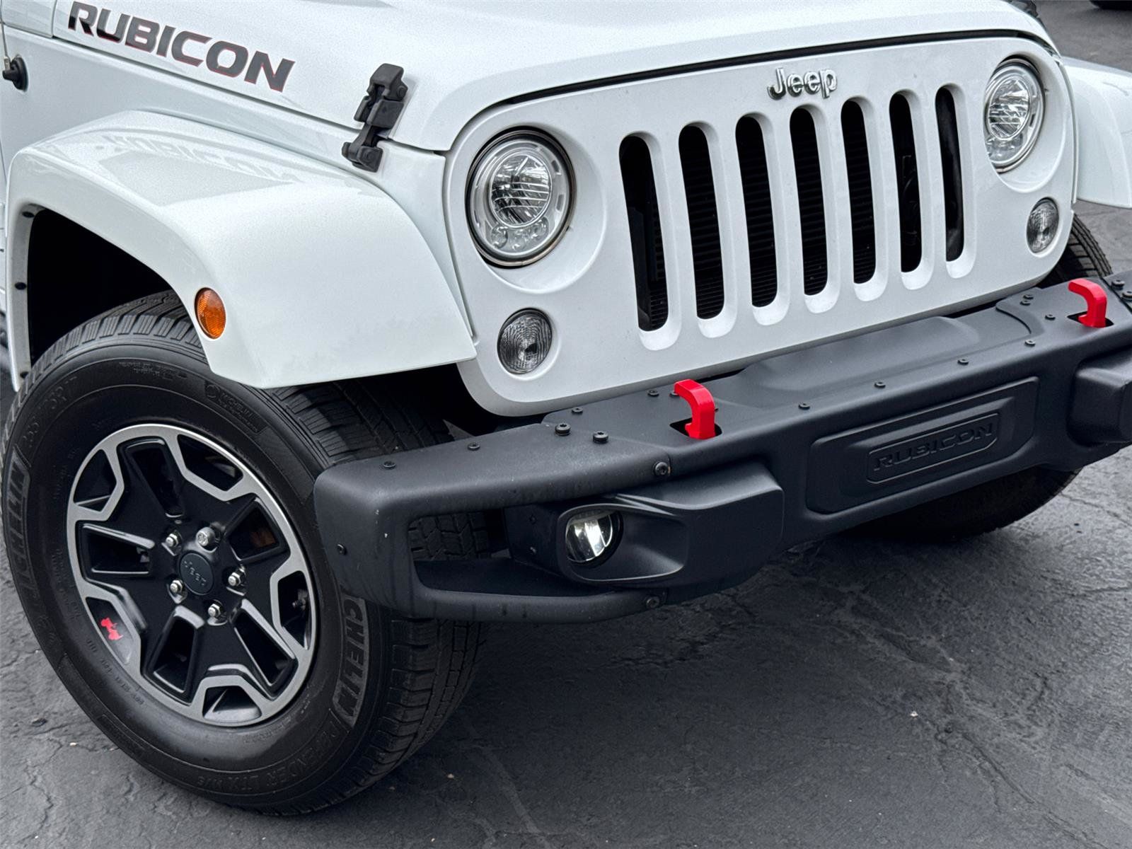 Used 2017 Jeep Wrangler Rubicon AWD/4WD image 3