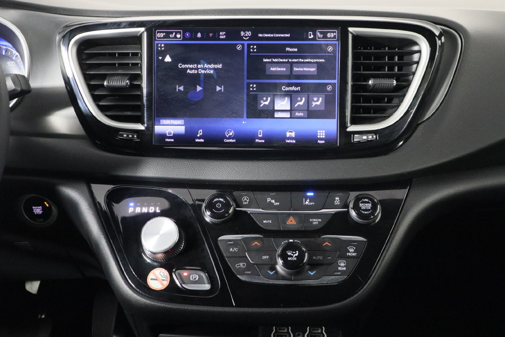 Used 2025 Chrysler Pacifica Select FWD image 29