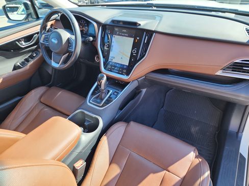Used 2022 Subaru Outback Touring image 17