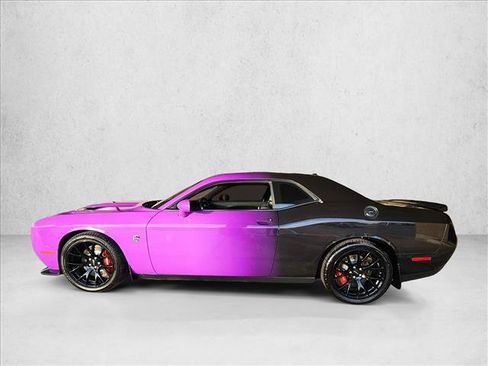 Used 2016 Dodge Challenger SRT Hellcat image 7