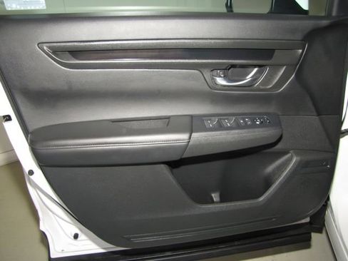 Certified 2024 Honda CR-V EX image 10
