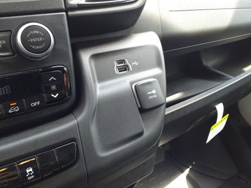 New 2024 RAM ProMaster 2500 w/ Cold Weather Group image 17