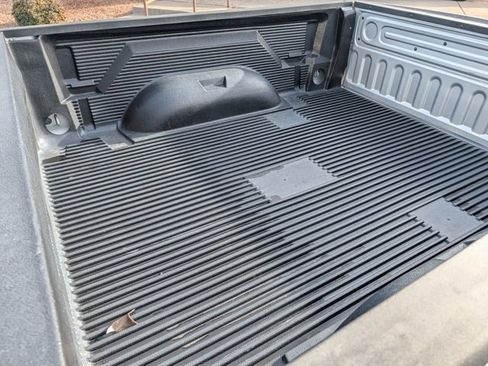 Used 2019 RAM 1500 Express image 22