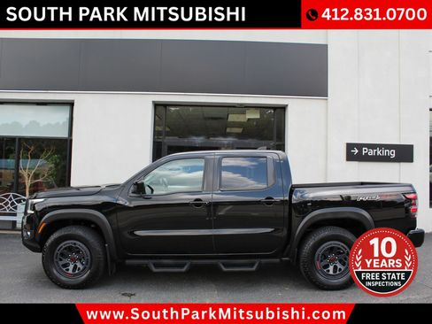 Used 2025 Nissan Frontier PRO-4X AWD/4WD image 1