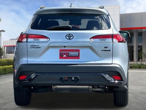 Used 2024 Toyota Corolla Cross AWD Hybrid image 5