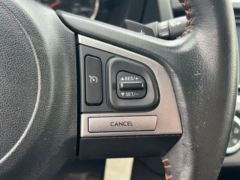 Used 2017 Subaru Crosstrek 2.0i Premium AWD/4WD image 16