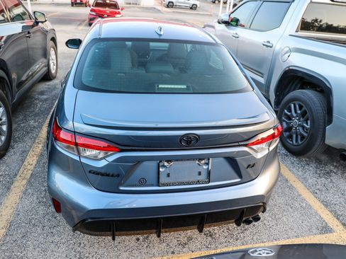 Used 2023 Toyota Corolla SE FWD image 10