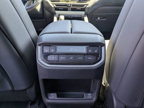 Used 2026 Lexus TX 500h AWD w/ Technology Package image 29