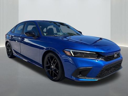Used 2022 Honda Civic Sport image 2