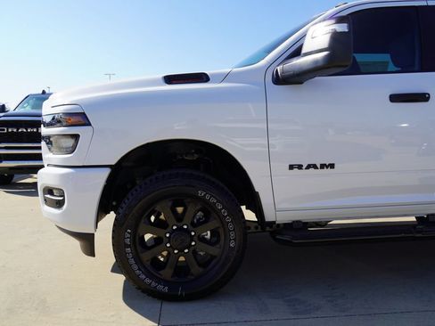 New 2026 RAM 3500 Big Horn AWD/4WD image 5