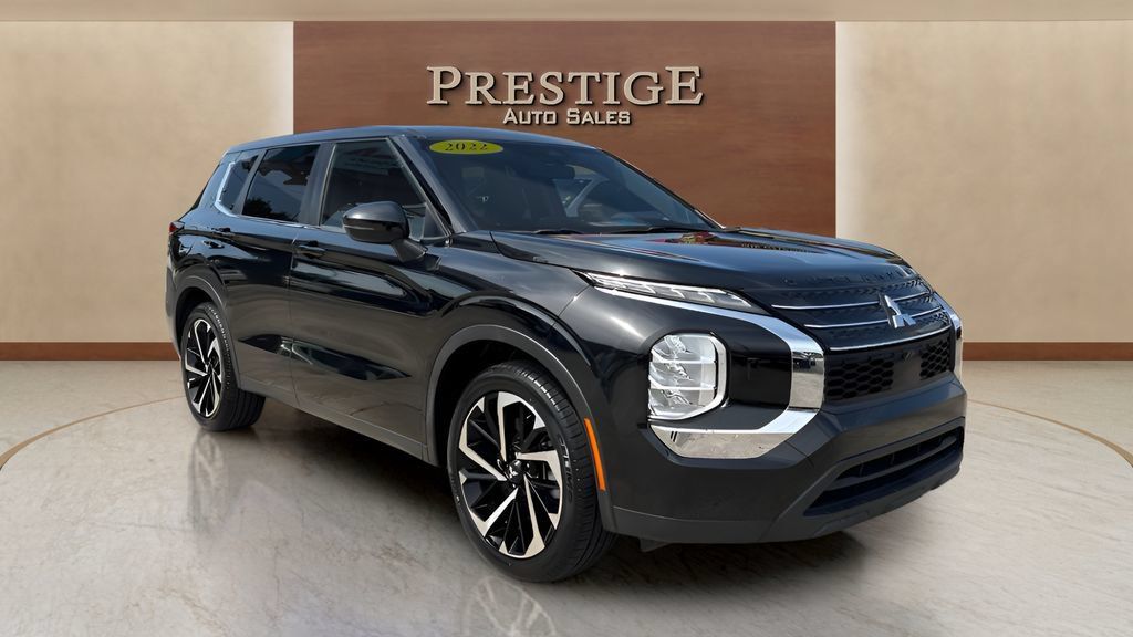 Used 2022 Mitsubishi Outlander ES AWD/4WD image 33