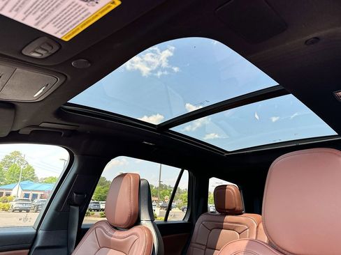 New 2026 Lincoln Aviator Reserve RWD image 11