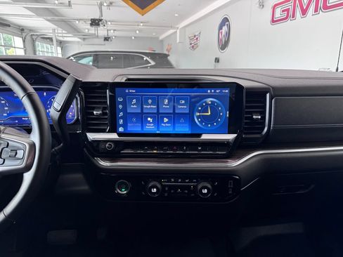 Certified 2023 Chevrolet Silverado 1500 LT AWD/4WD image 19