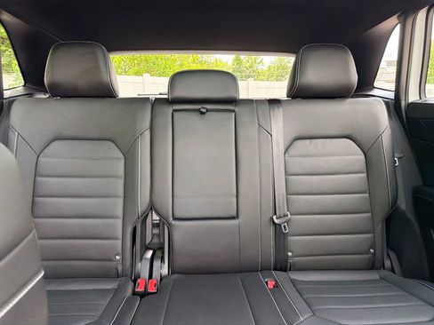 Used 2025 Volkswagen Atlas Cross Sport SEL R-Line AWD/4WD image 54