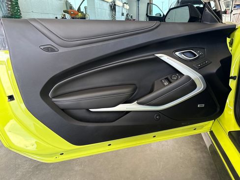 Used 2021 Chevrolet Camaro SS RWD image 14