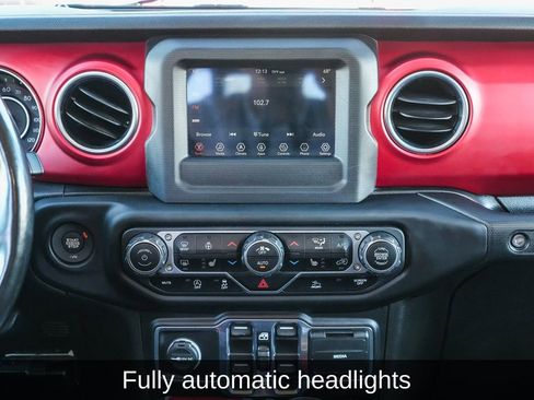 Used 2020 Jeep Gladiator Rubicon w/ LED Lighting Group AWD/4WD image 15