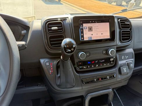 New 2026 RAM ProMaster 2500 w/ Convenience Group FWD image 18