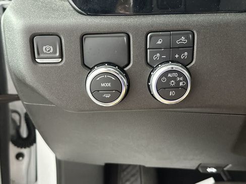 Used 2024 GMC Sierra 1500 SLT RWD image 22