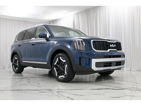 New 2025 Kia Telluride EX image 2