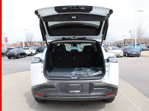 New 2025 Nissan Murano SL image 6