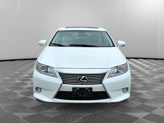 Used 2015 Lexus ES 350 w/ Luxury Package FWD image 8