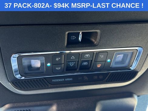 Used 2025 Ford F150 Raptor AWD/4WD image 30