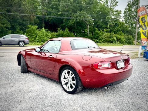 Used 2013 MAZDA MX-5 Miata Grand Touring RWD image 2