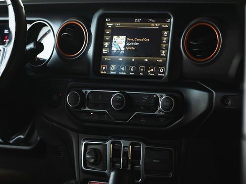 Used 2023 Jeep Gladiator Mojave w/ Cold Weather Group image 40