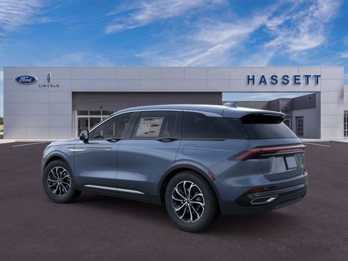 New 2026 Lincoln Nautilus Premier w/ Equipment Group 102A AWD/4WD image 4