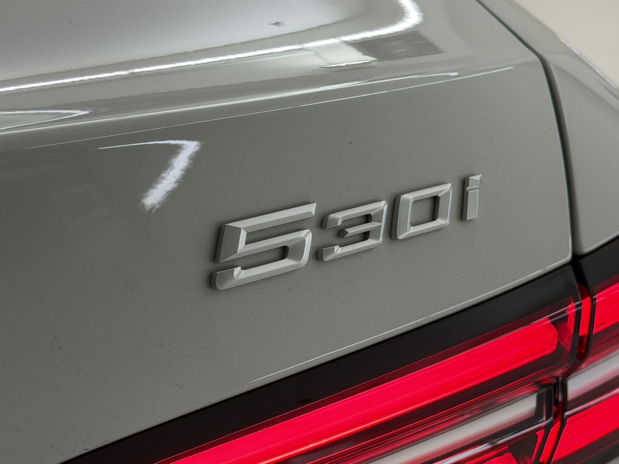 Used 2026 BMW 530i RWD image 33
