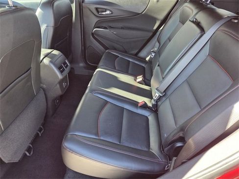 Used 2022 Chevrolet Equinox RS w/ RS Leather Package image 11