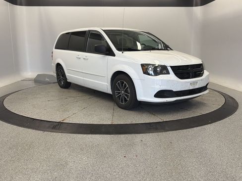 Used 2015 Dodge Grand Caravan SE w/ Quick Order Package 29E SE FWD image 8