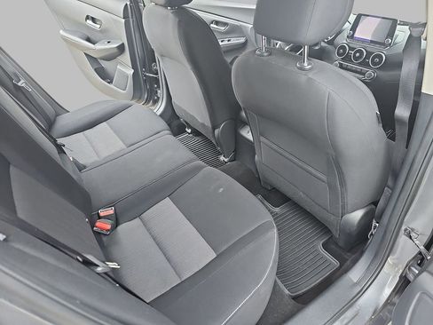 Used 2022 Nissan Sentra SV FWD image 14
