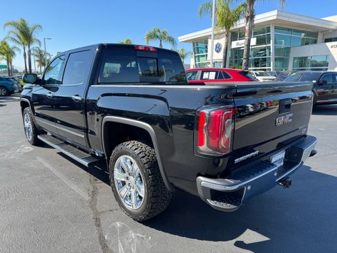 Used 2018 GMC Sierra 1500 SLT AWD/4WD image 12