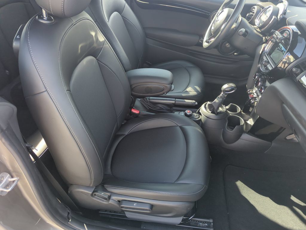 Used 2019 MINI Cooper Convertible FWD image 26