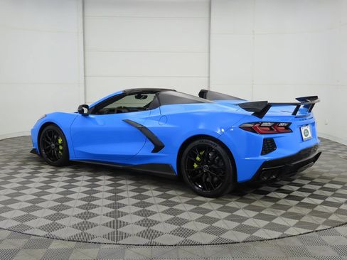 Used 2023 Chevrolet Corvette Stingray Premium Conv w/ Z51 Performance Package image 7