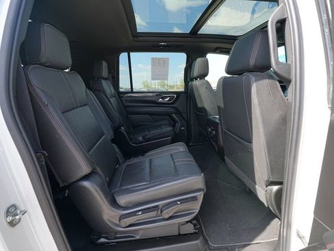 Used 2022 Chevrolet Suburban RST w/ Luxury Package AWD/4WD image 24