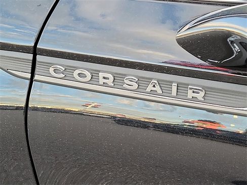 New 2024 Lincoln Corsair Reserve w/ Equipment Group 201A image 11