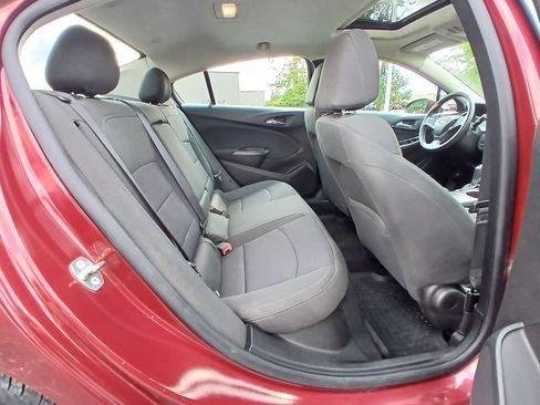 Certified 2018 Chevrolet Cruze LT w/ Sun And Sound Package FWD image 20