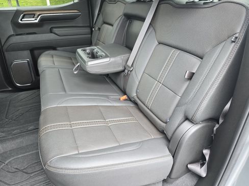 Used 2024 Chevrolet Silverado 1500 High Country AWD/4WD image 36