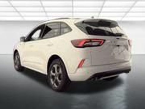 Used 2023 Ford Escape ST-Line w/ Tech Pack #1 AWD/4WD image 9