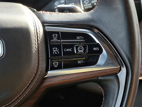 Used 2023 Jeep Grand Cherokee Summit w/ Advanced Protech Group IV image 19