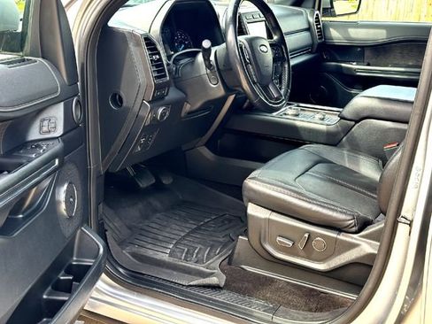 Certified 2020 Ford Expedition Limited AWD/4WD image 8