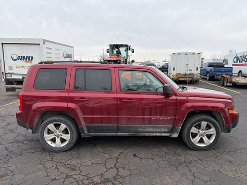 Used 2014 Jeep Patriot Latitude image 8