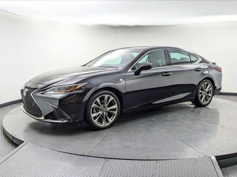 Used 2019 Lexus ES 350 F Sport image 2