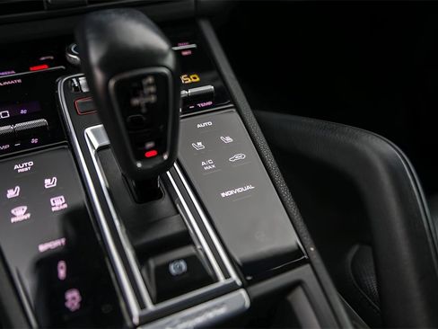 Used 2020 Porsche Cayenne S image 24